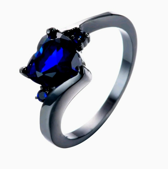 *Sale* New Blue Heart Shaped CZ Black Gold Ring. - Picture 2 of 2